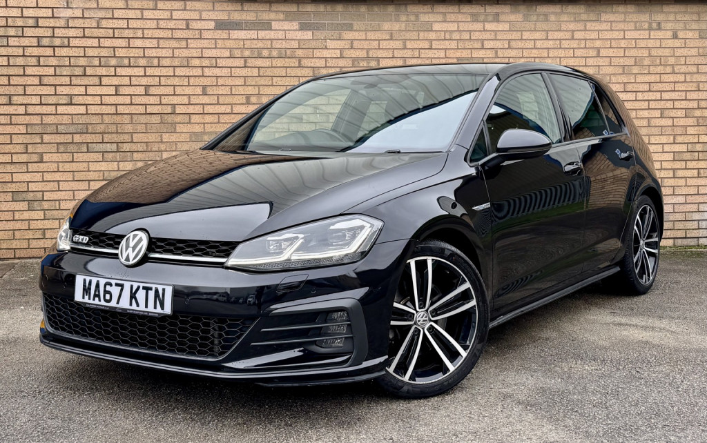 2017 Volkswagen GOLF